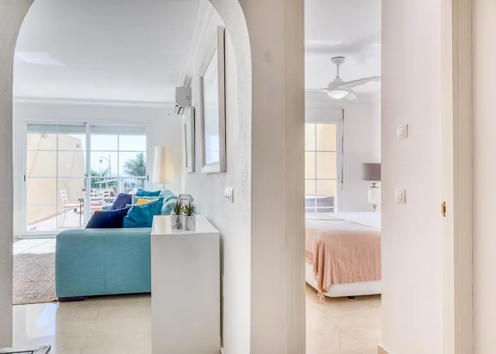 Hanami Puerto Alto Pa 3-5 Apartamento Estepona