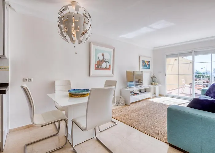 Hanami Puerto Alto Pa 3-5 * Estepona